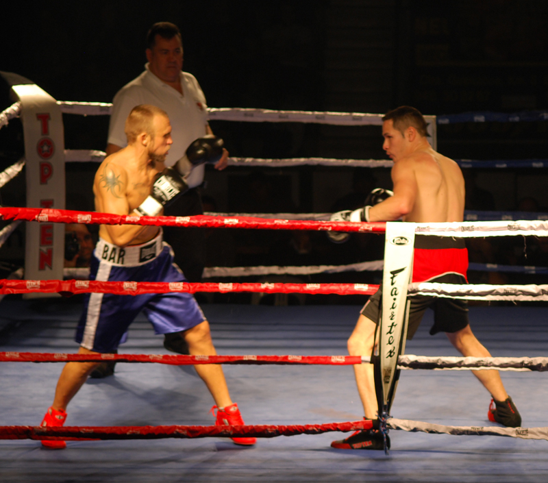 Otro K.O. para C&eacute;sar N&uacute;&ntilde;ez en la Velada de Elizondo